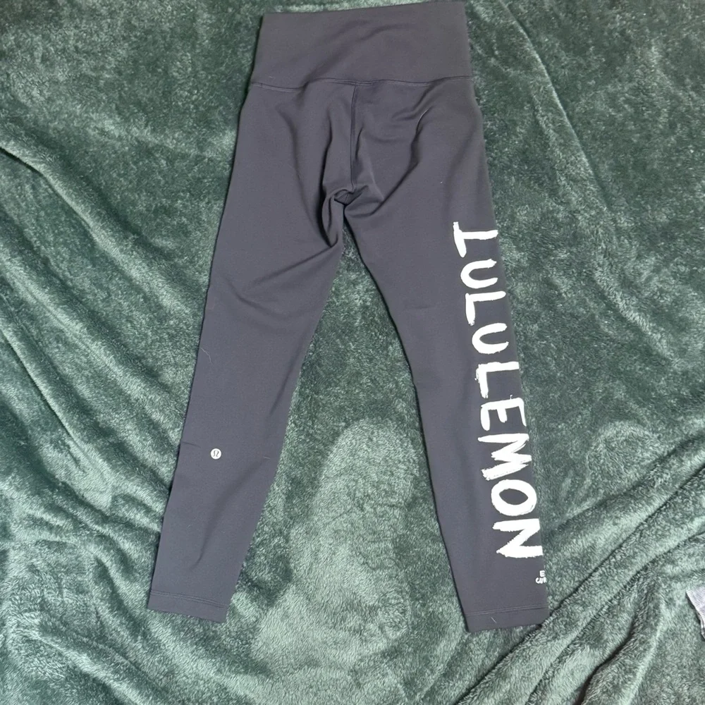 Lululemon Ed Curtis Wunder Train High Rise. Size 6 - Picture 2 of 6